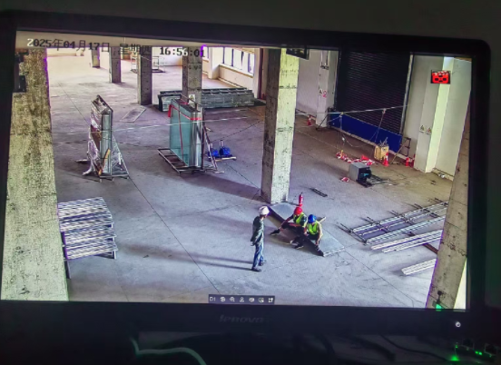 扬尘